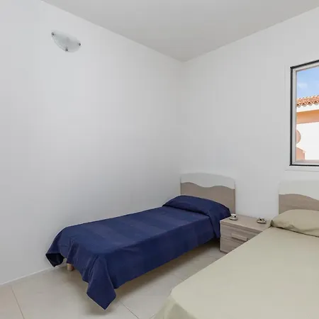 Apartment Cormorani - 9 *